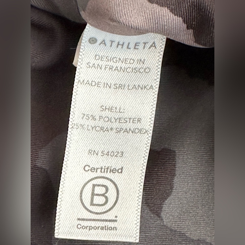 ATHLETA Lightning Camo 7/8 Tight Legging Size XS - Picture 5 of 16